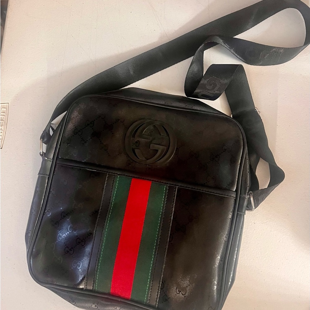 Stylish Black and Green Men's Bag
